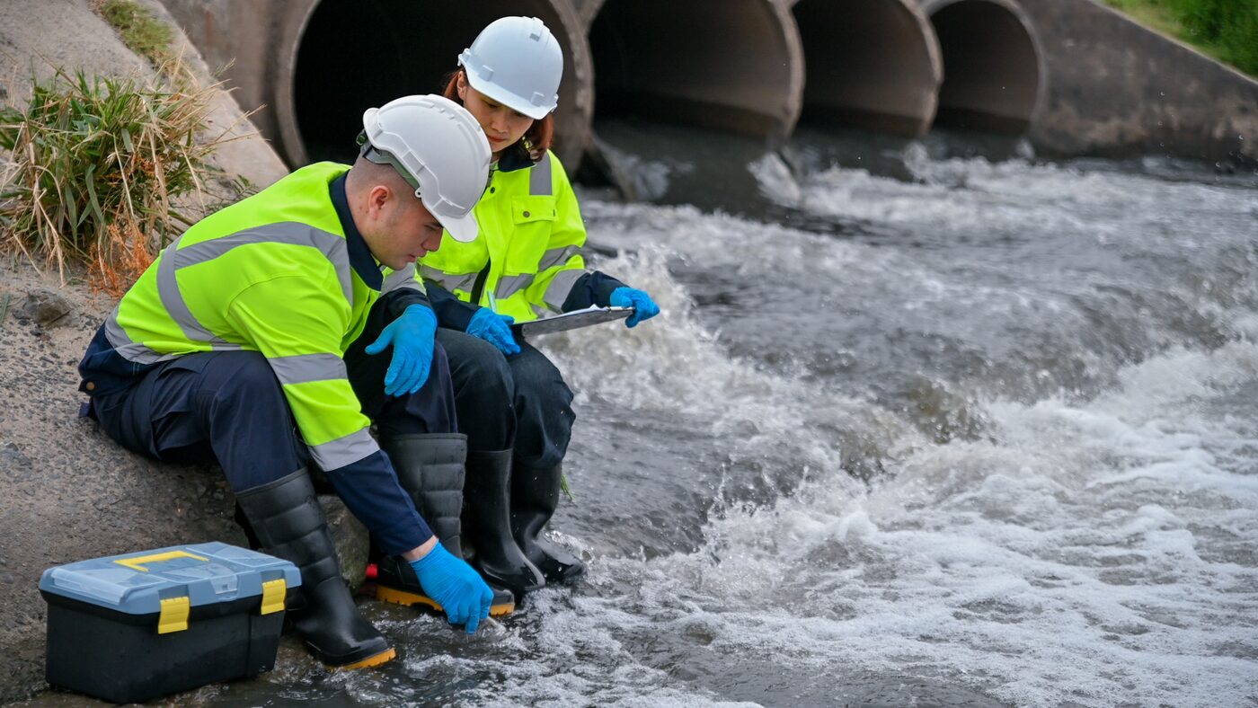 Environmental monitoring at a water outfall